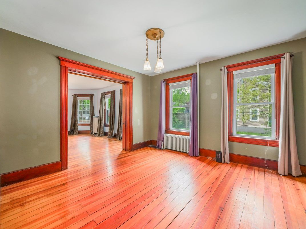 Empty room, Interior, Pendant Lights, Wood Texture Flooring