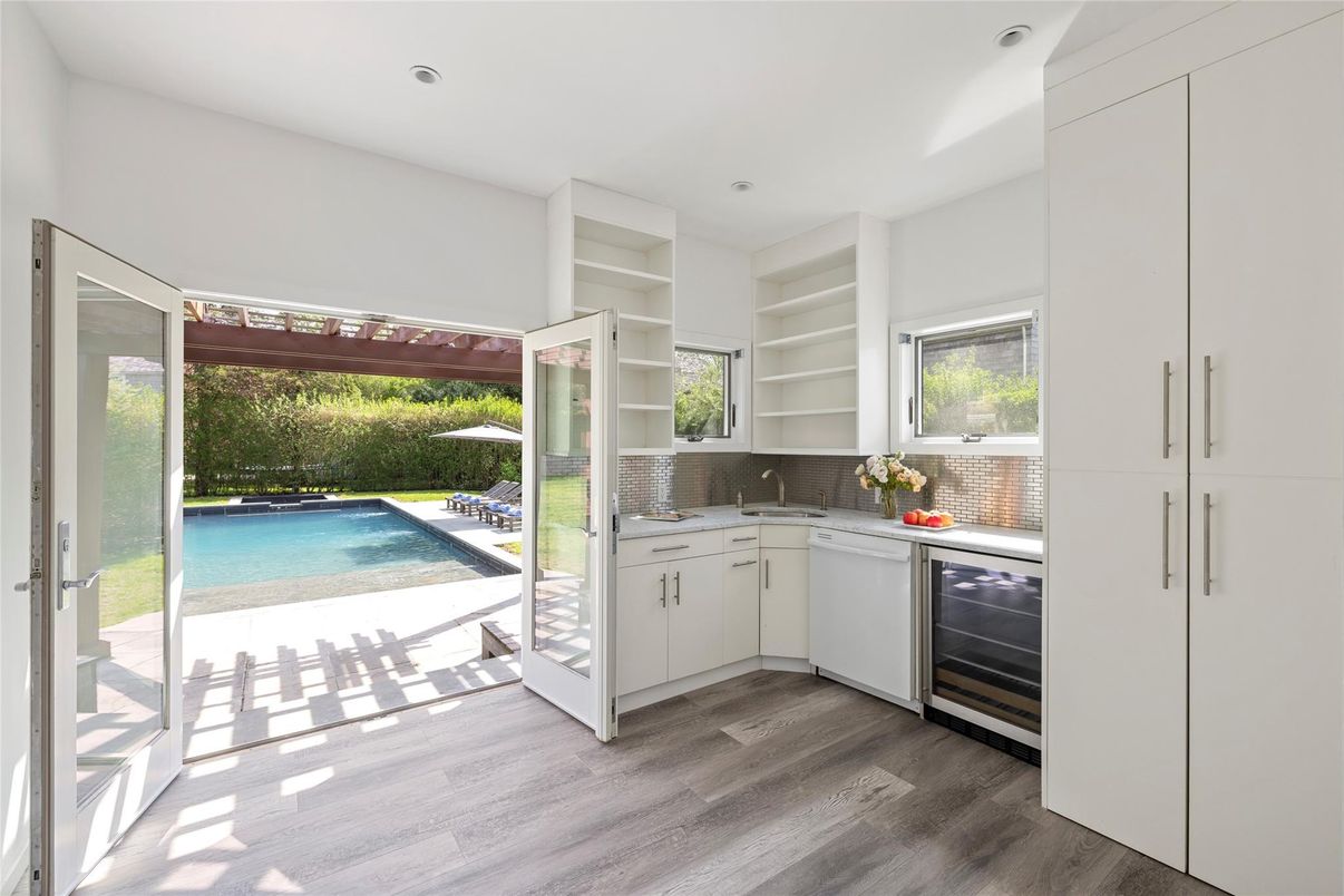 Interior, Kitchen, Recessed Lighting, Wood Texture Flooring