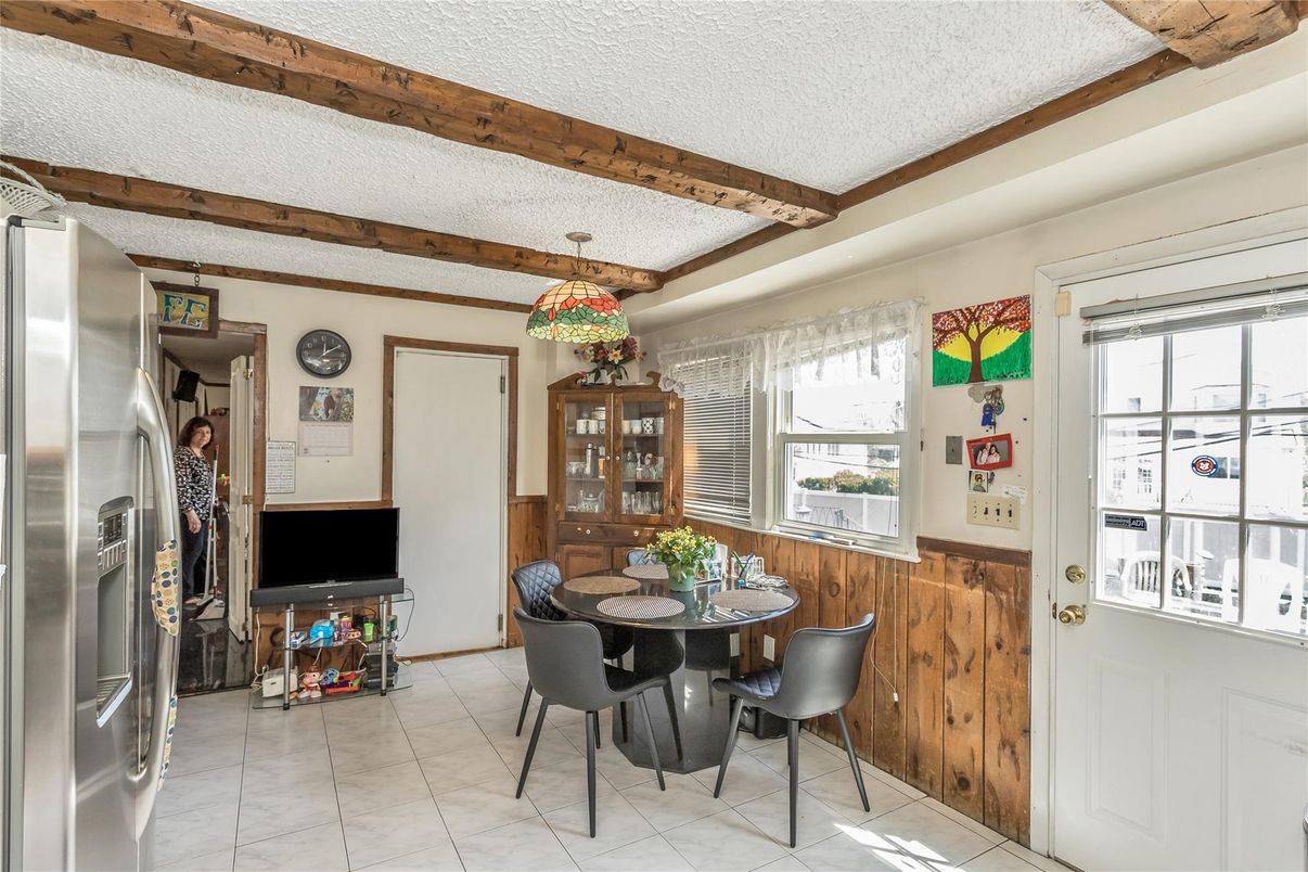 Dining room, Interior, Wooden Beams