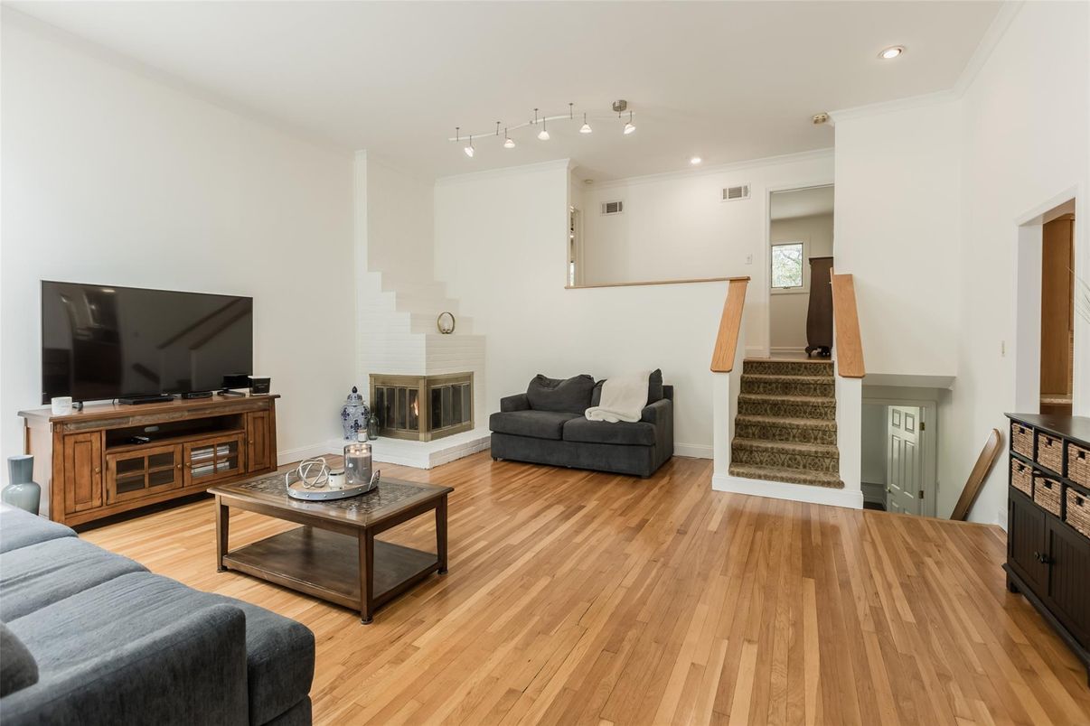 Fireplace, Interior, Living room, Recessed Lighting, Wood Texture Flooring
