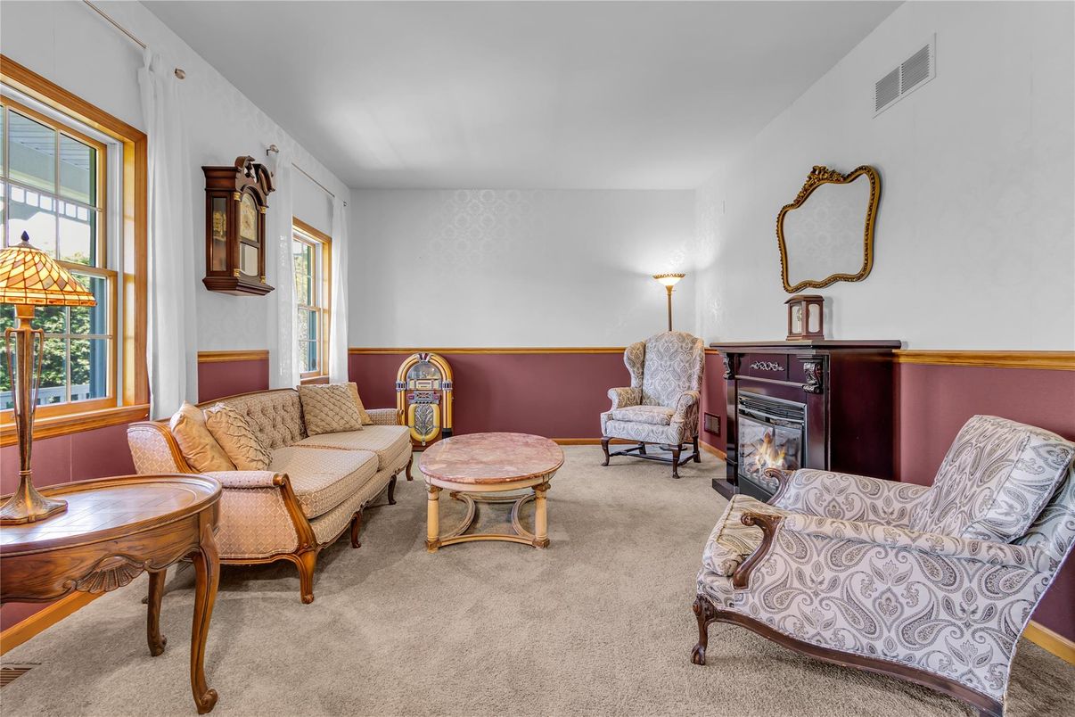 Fireplace, Interior, Living room