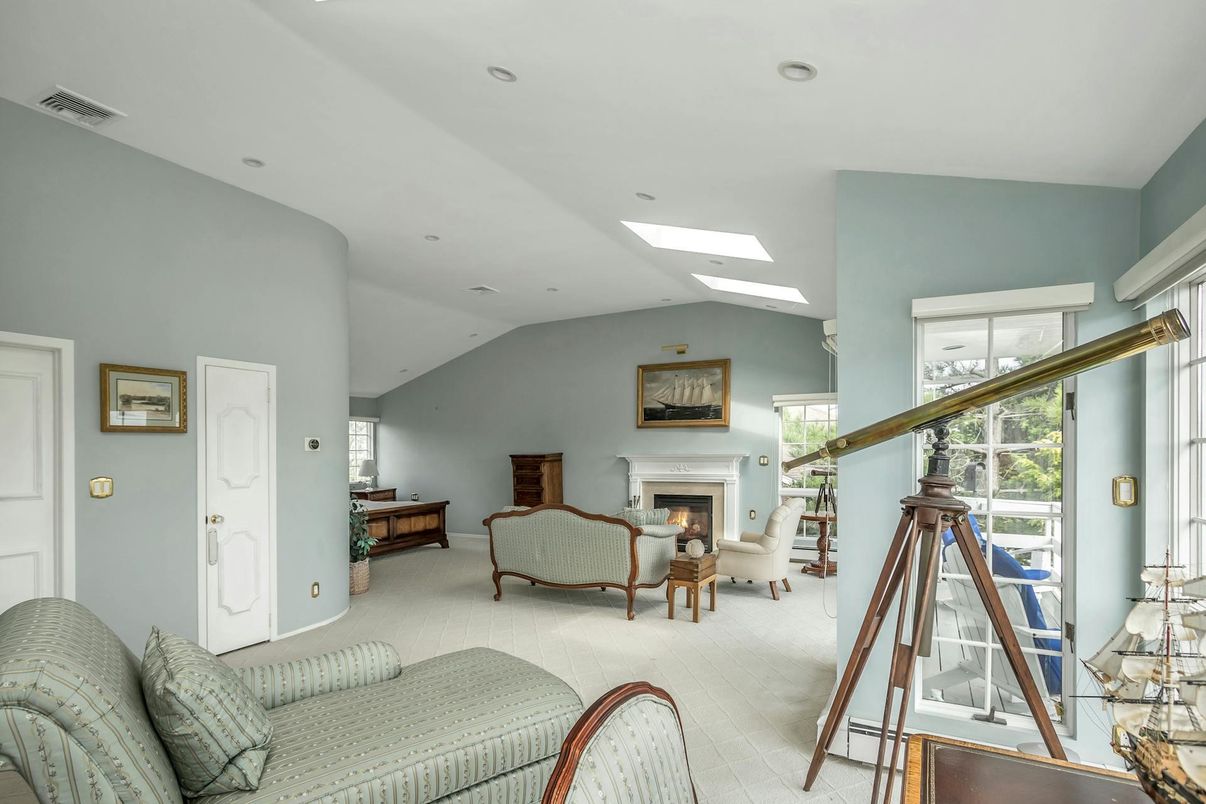 Fireplace, Interior, Living room, Recessed Lighting
