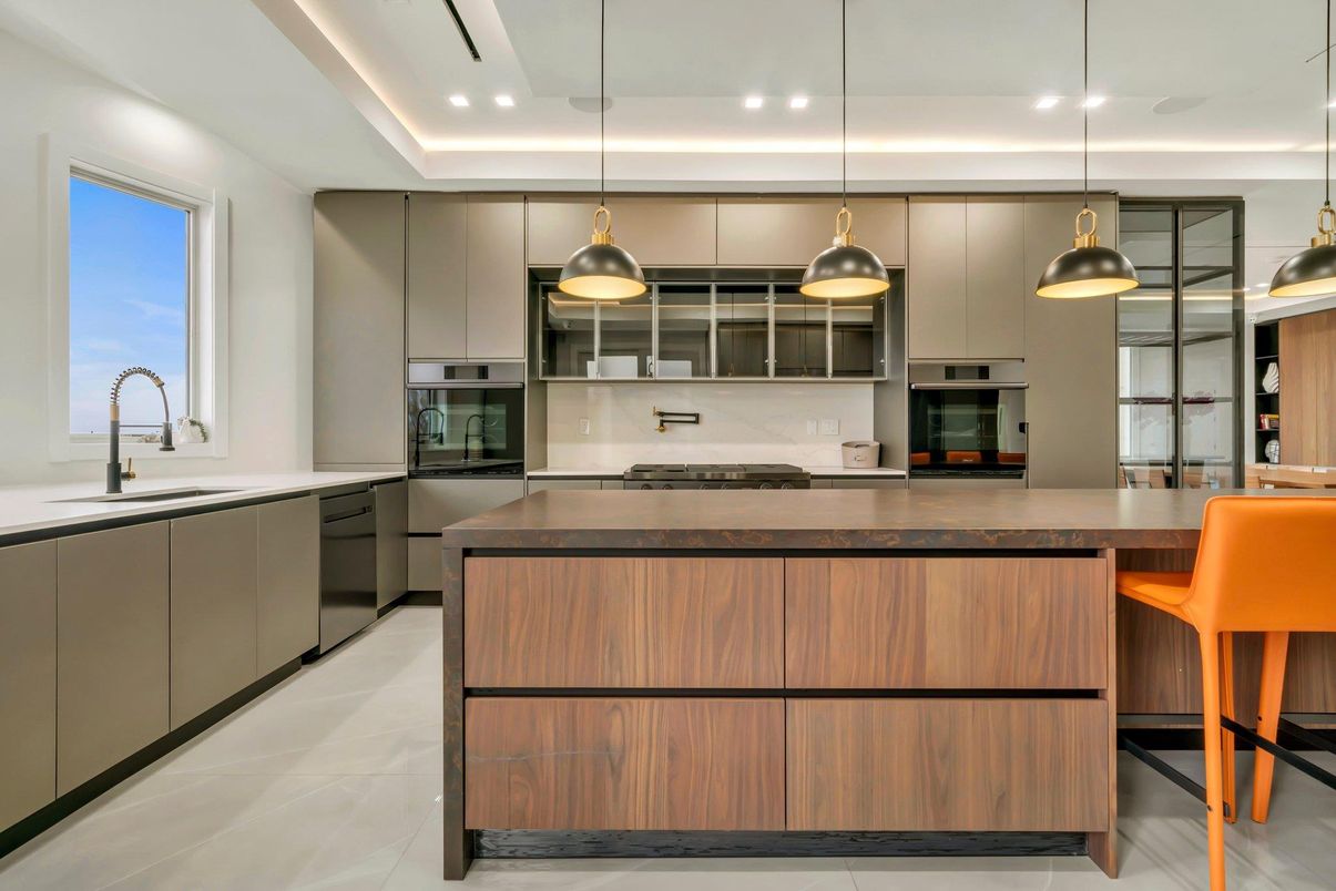 Interior, Kitchen, Pendant Lights, Recessed Lighting, Stainless Steel Appliances