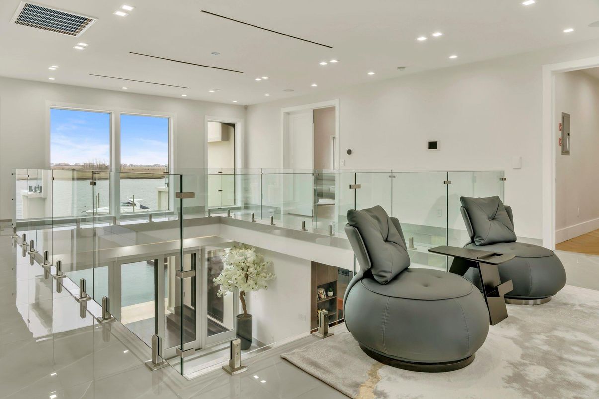 Interior, Recessed Lighting, Water