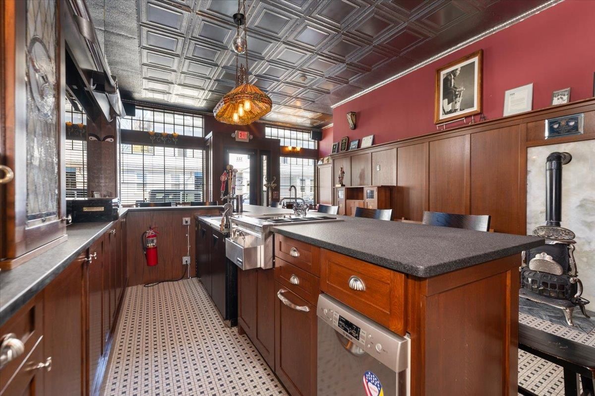 Interior, Kitchen, Pendant Lights, Stainless Steel Appliances