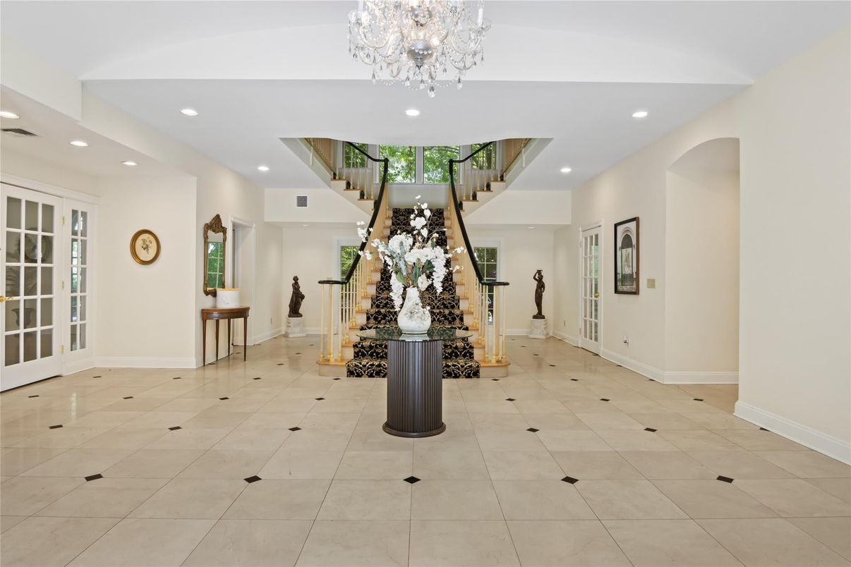 Chandelier, Interior, Recessed Lighting