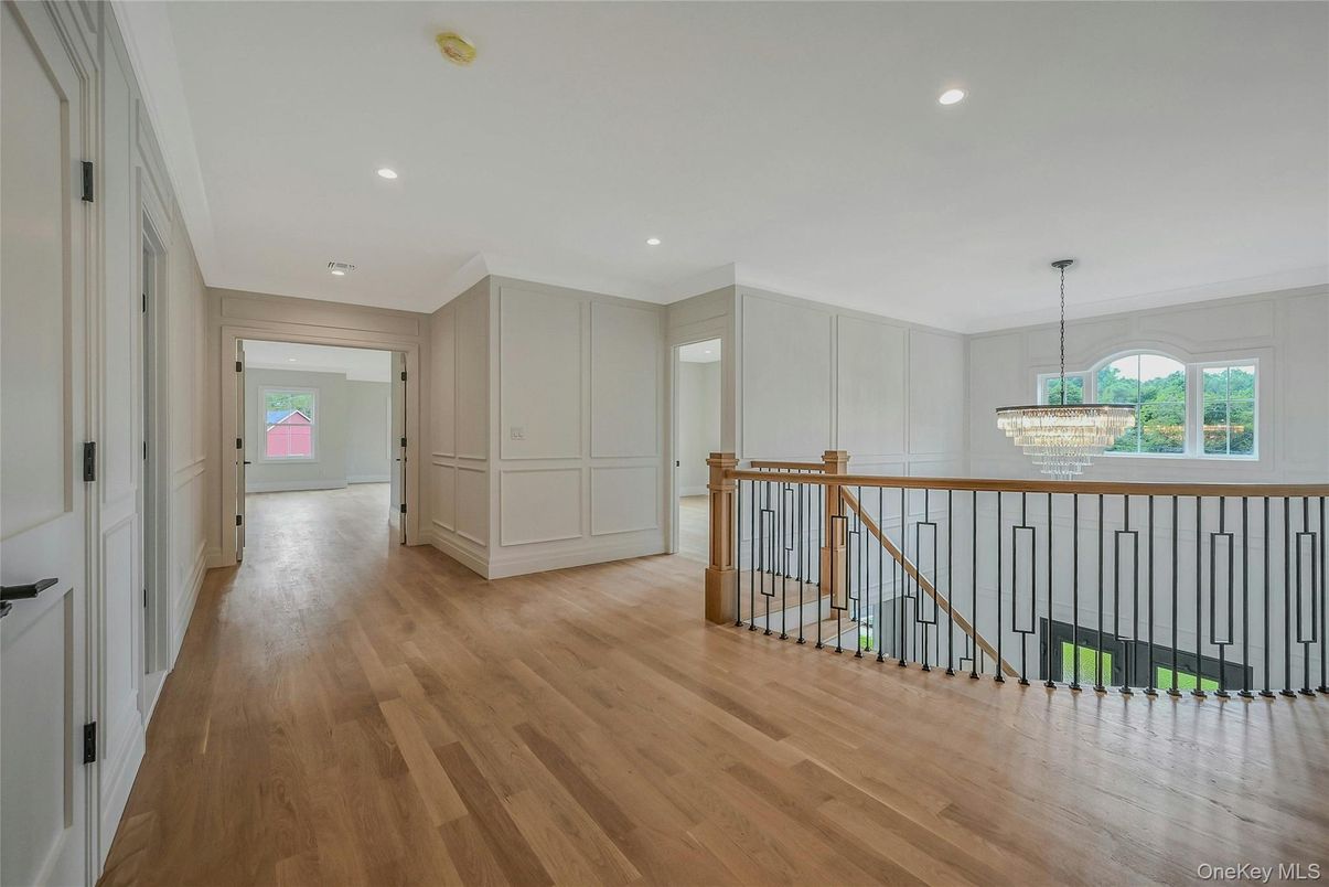 Chandelier, Interior, Recessed Lighting, Wood Texture Flooring