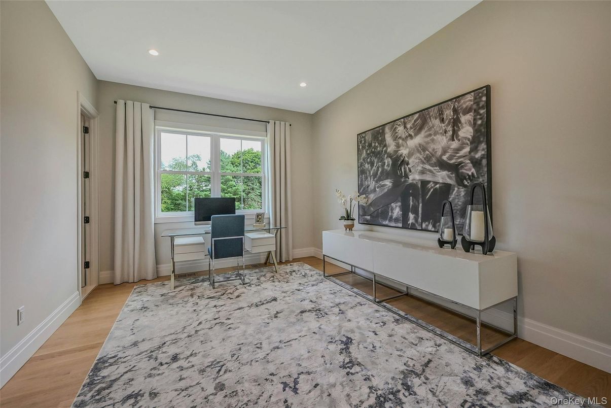 Home Office, Interior, Recessed Lighting, Wood Texture Flooring