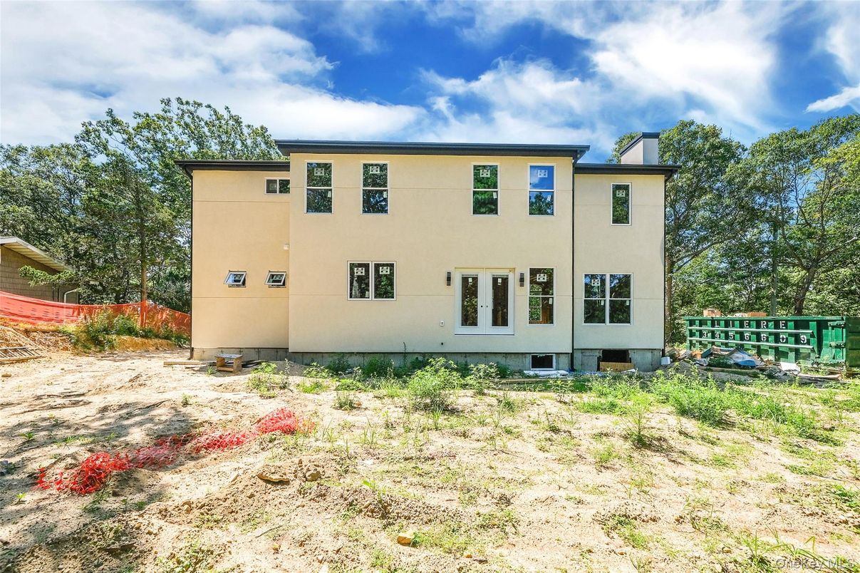 Exterior, Facade, None