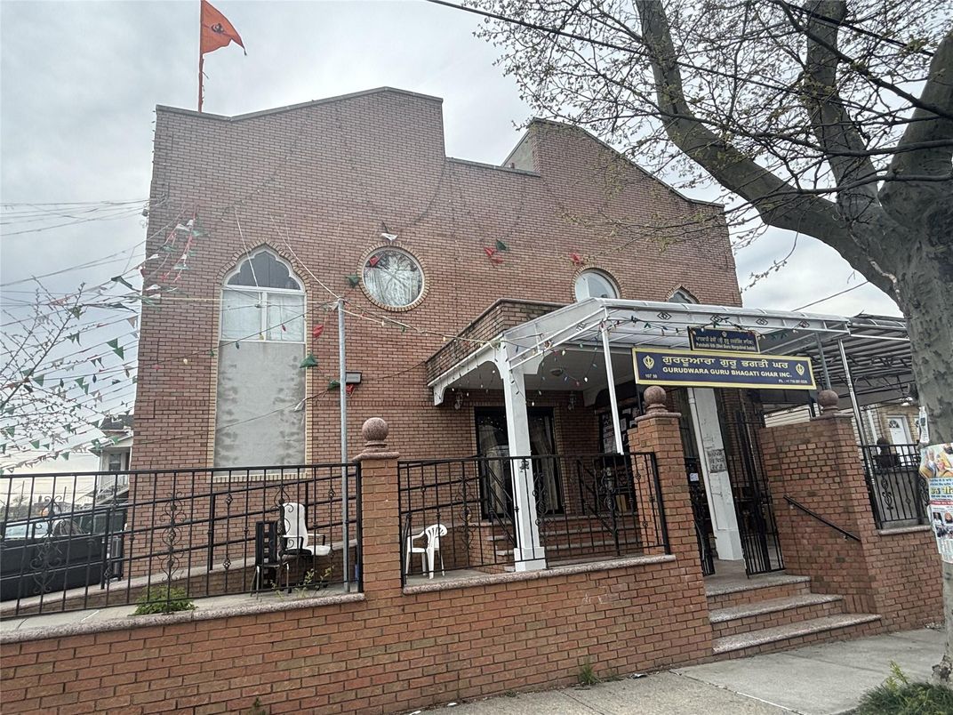 Exterior, Facade, Brick Facade, None