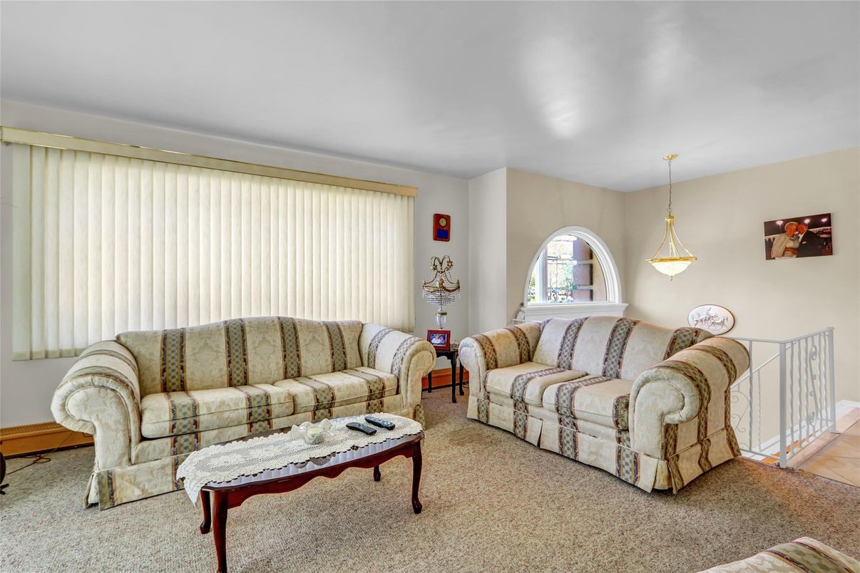 Interior, Living room, Pendant Lights