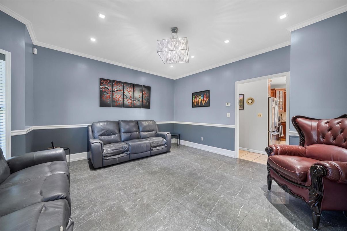 Chandelier, Interior, Living room, Recessed Lighting