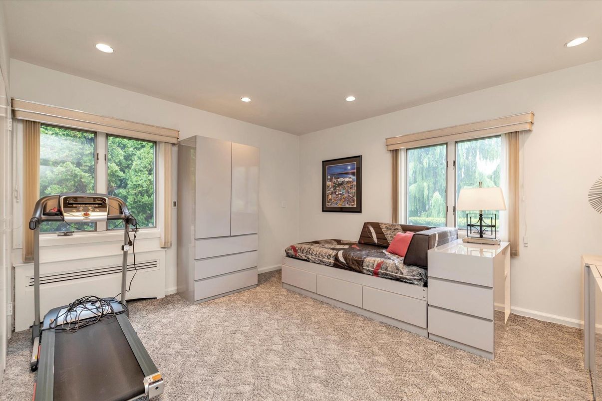 Fitness Equipment, Interior, Recessed Lighting