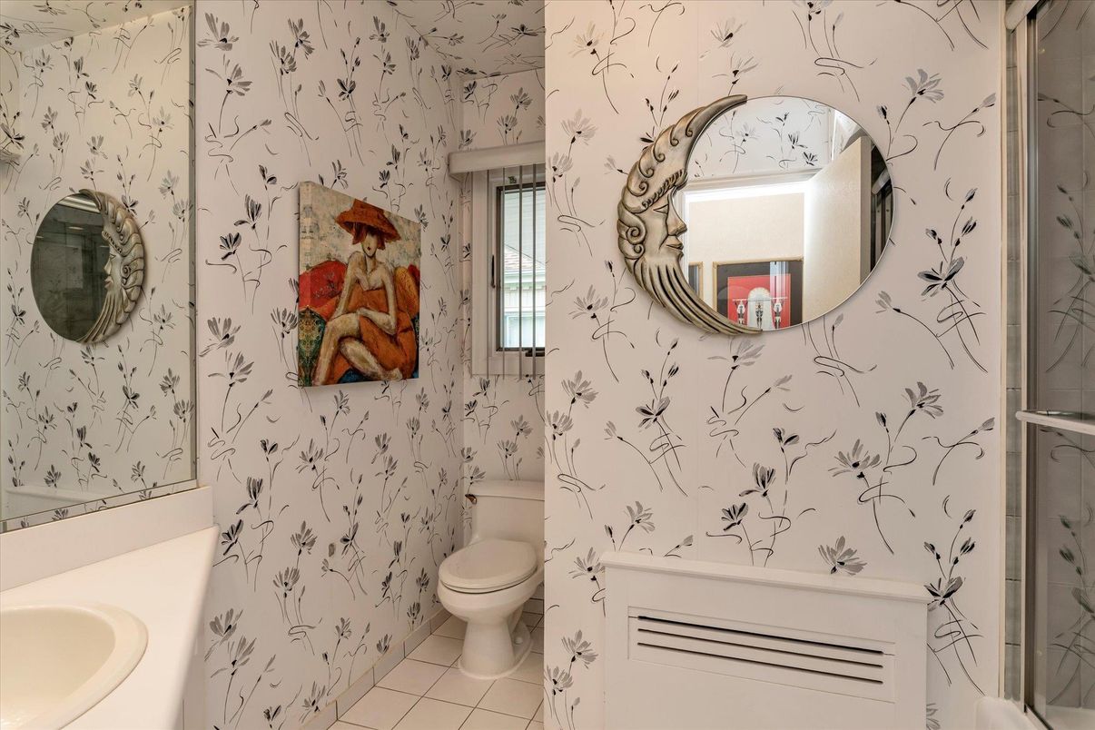 Bathroom, Interior