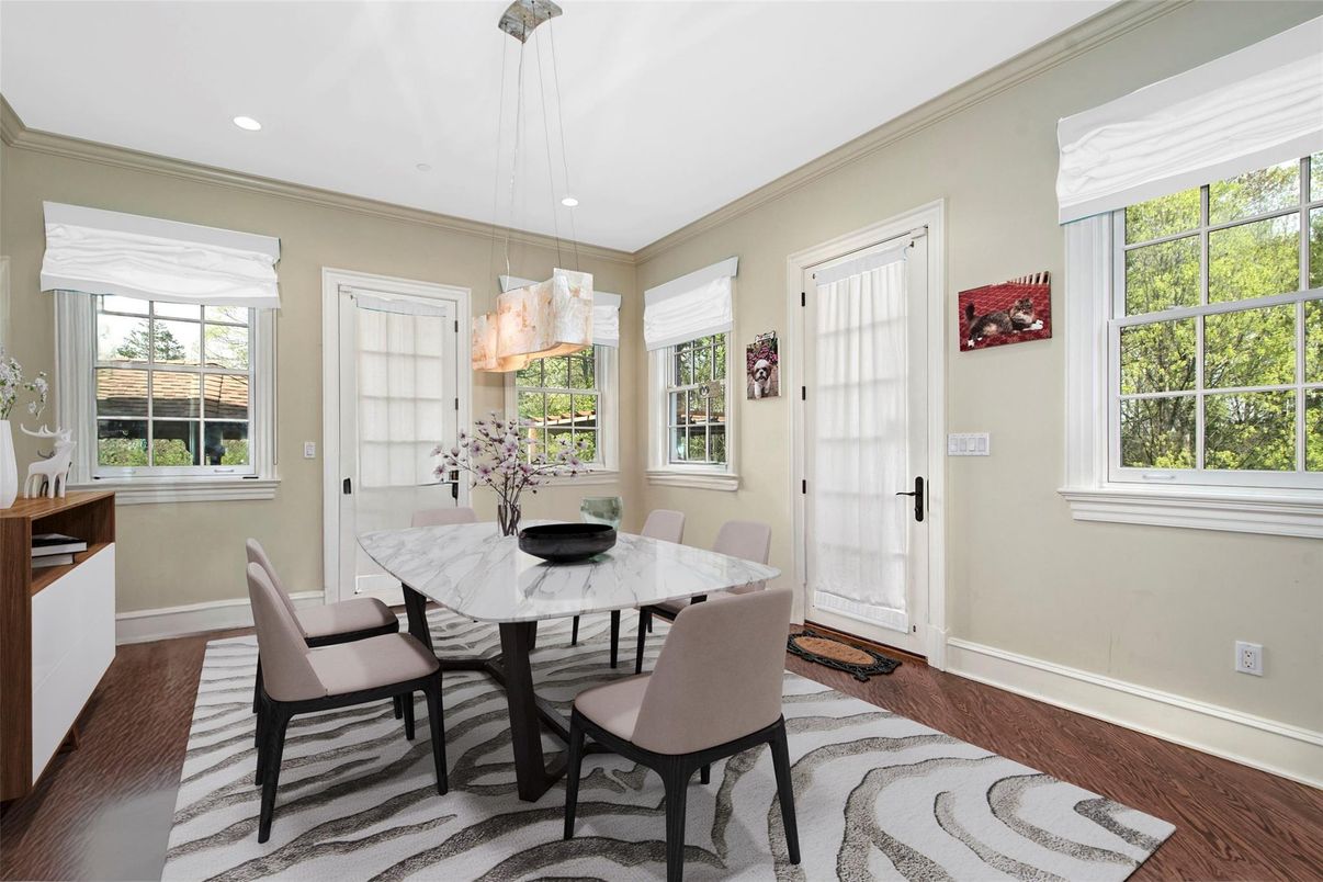 Dining room, Interior, Pendant Lights, Recessed Lighting, Wood Texture Flooring