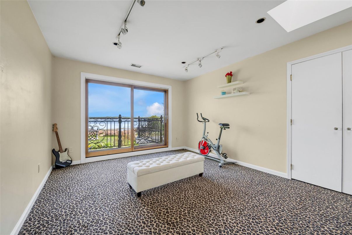 Fitness Equipment, Interior
