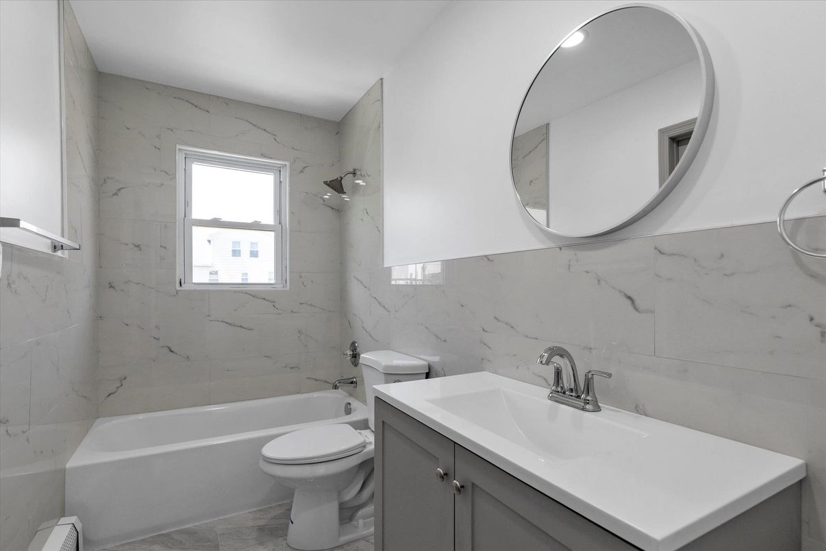Bathroom, Interior, Marble Walls, Recessed Lighting