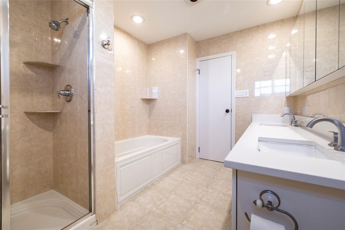 Bathroom, Dual Sink Vanities, Glass Shower, Interior, Recessed Lighting