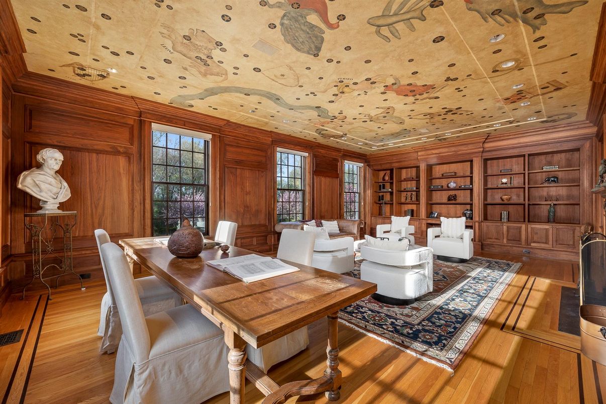 Dining room, Interior, Living room, Recessed Lighting, Wood Texture Flooring, Wooden Walls