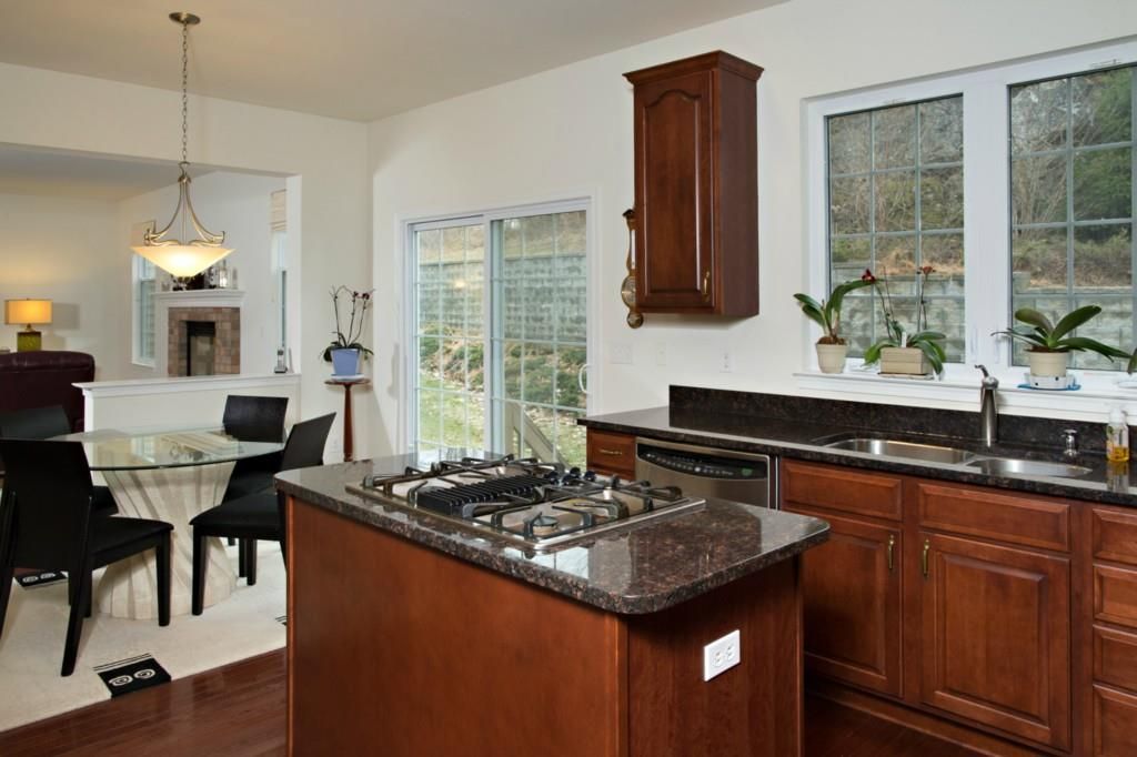 Dining room, Interior, Kitchen, Pendant Lights, Wood Texture Flooring