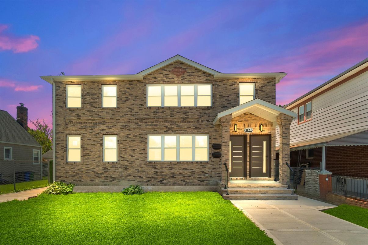 Exterior, Facade, Brick Facade, Brick Traditional