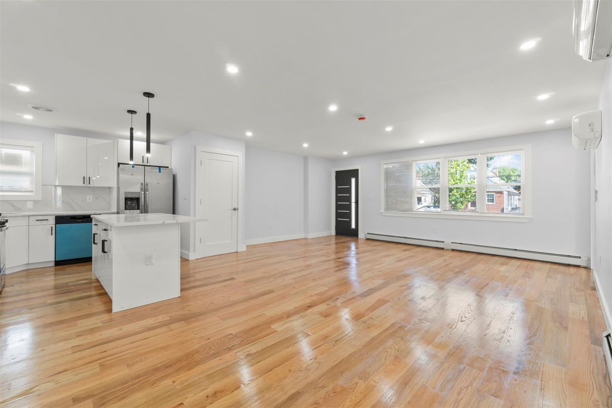 Interior, Kitchen, Pendant Lights, Recessed Lighting, Wood Texture Flooring