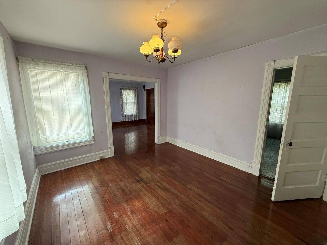 Chandelier, Empty room, Interior, Wood Texture Flooring