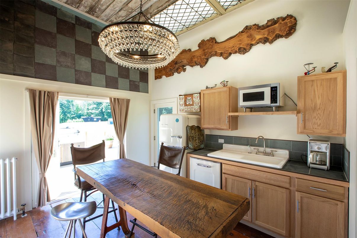 Chandelier, Dining room, Interior, Kitchen, Pendant Lights