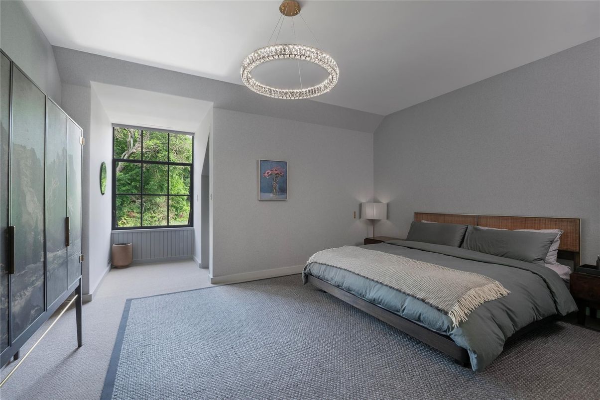Bedroom, Interior, Pendant Lights