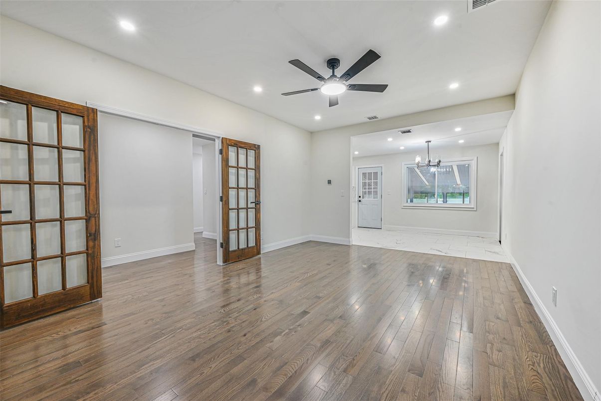 Chandelier, Empty room, Interior, Recessed Lighting, Wood Texture Flooring