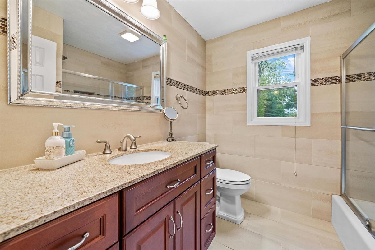 Bathroom, Dual Sink Vanities, Glass Shower, Interior