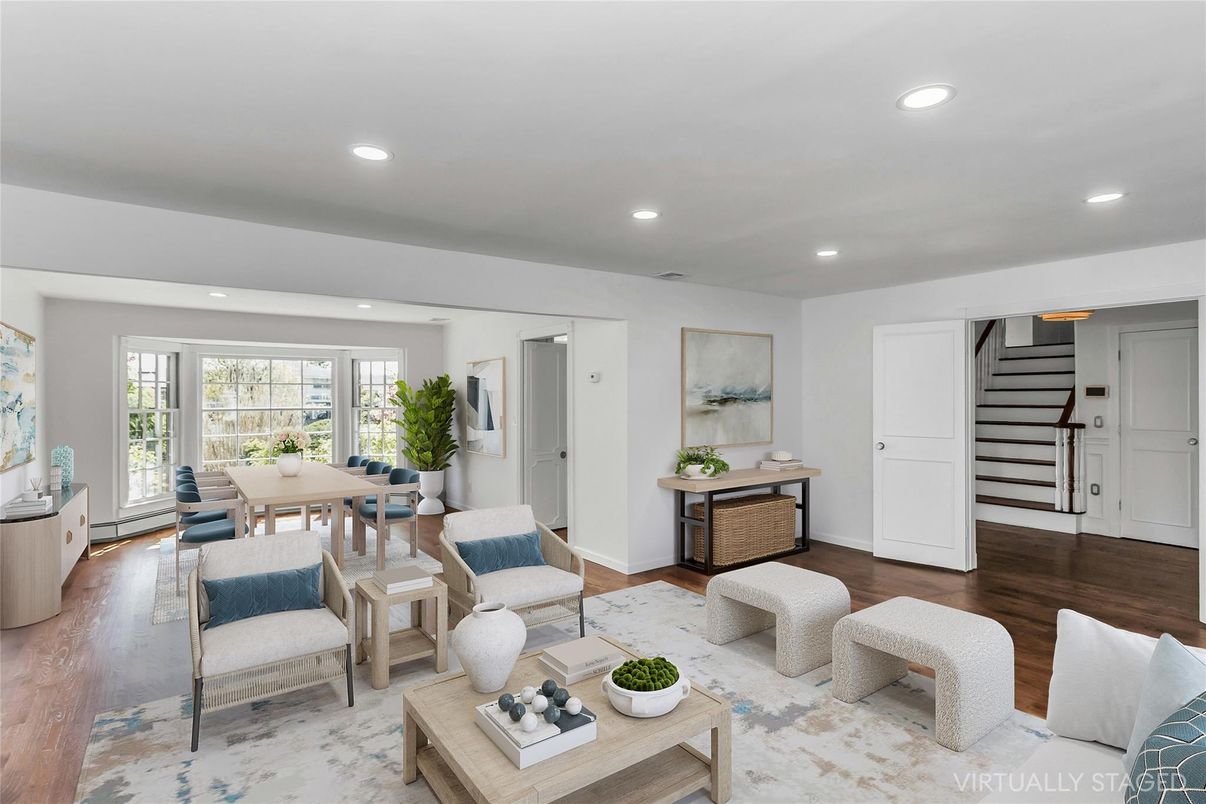 Dining room, Interior, Living room, Recessed Lighting, Wood Texture Flooring
