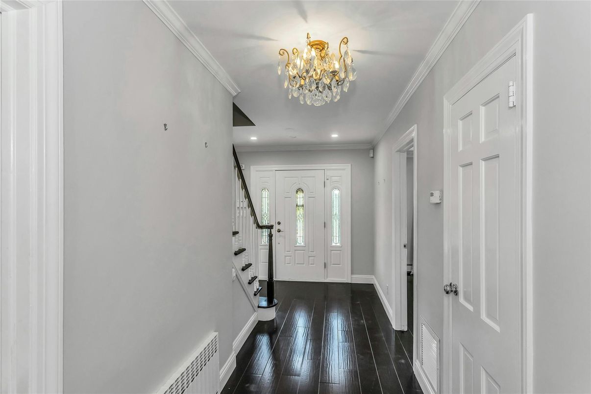 Chandelier, Interior, Recessed Lighting, Wood Texture Flooring