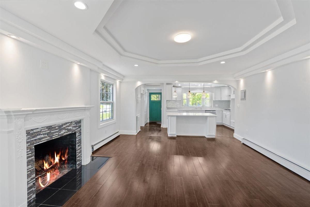 Fireplace, Interior, Kitchen, Recessed Lighting, Wood Texture Flooring