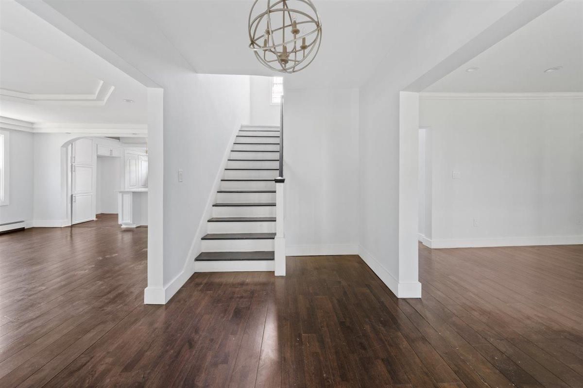 Chandelier, Interior, Wood Texture Flooring