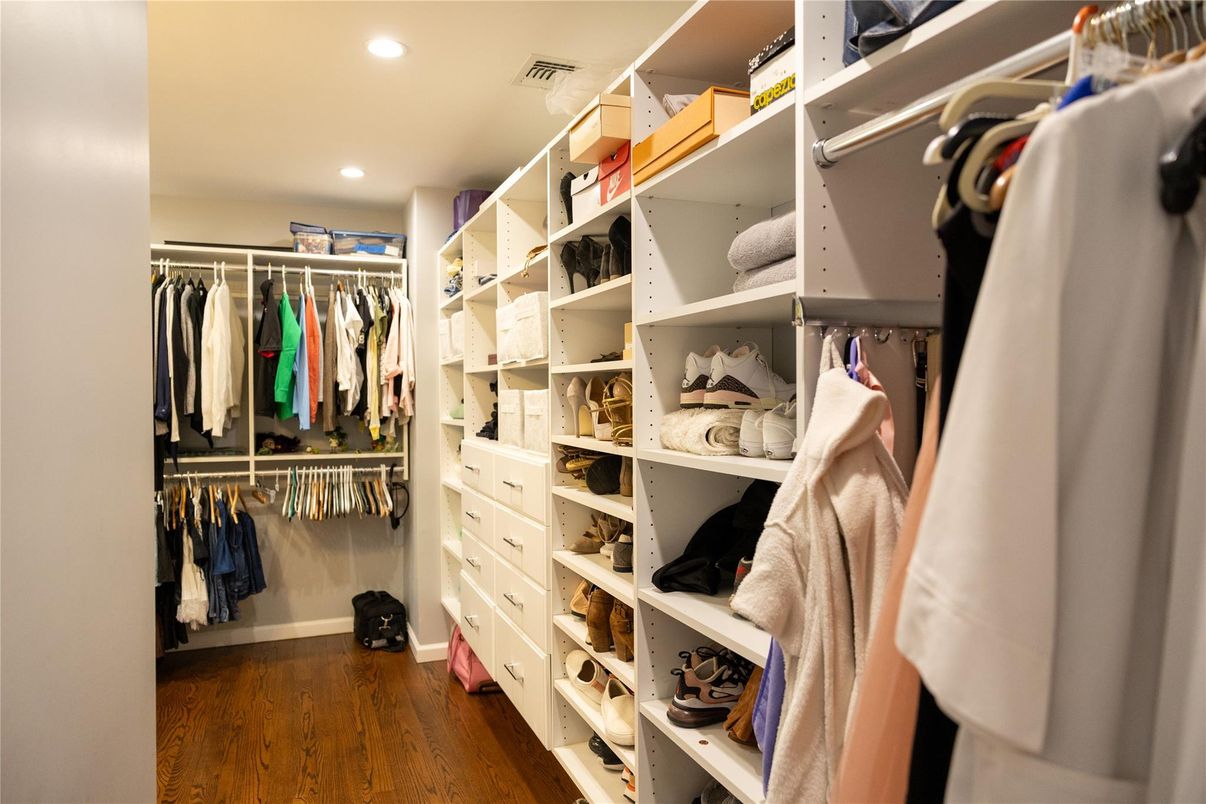Interior, Recessed Lighting, Walk-in Closets, Wood Texture Flooring