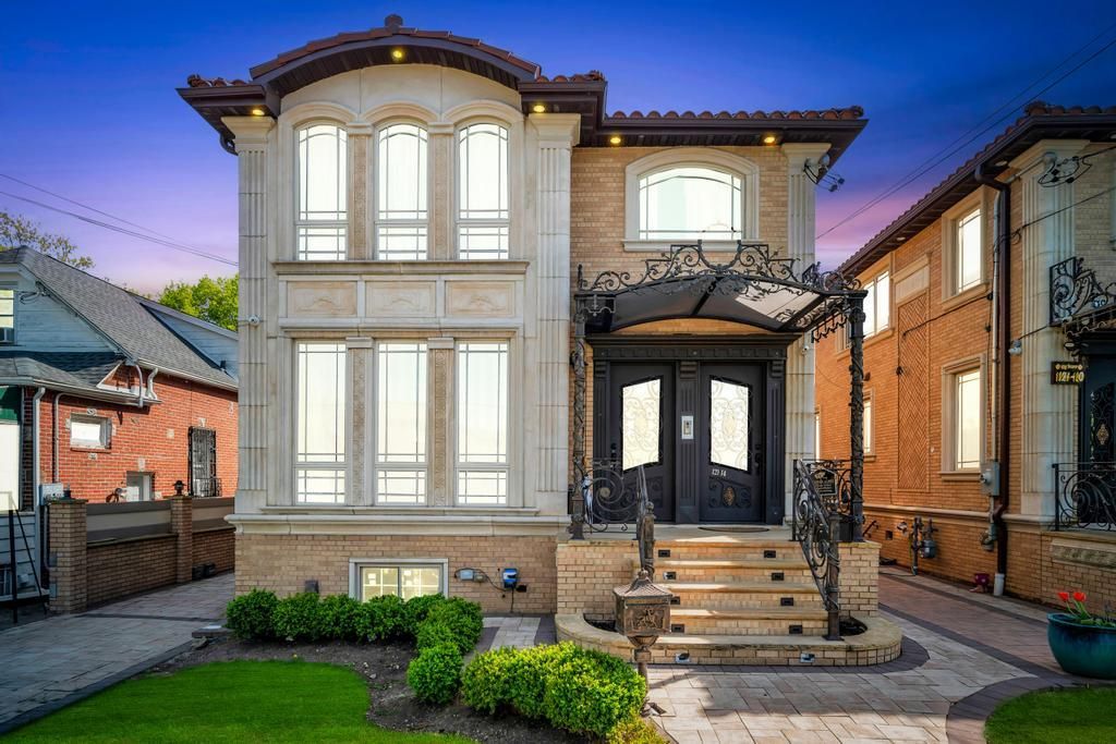 Exterior, Facade, Brick Facade, Mediterranean