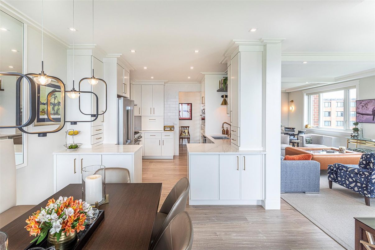 Interior, Kitchen, Living room, Pendant Lights, Recessed Lighting, Wood Texture Flooring