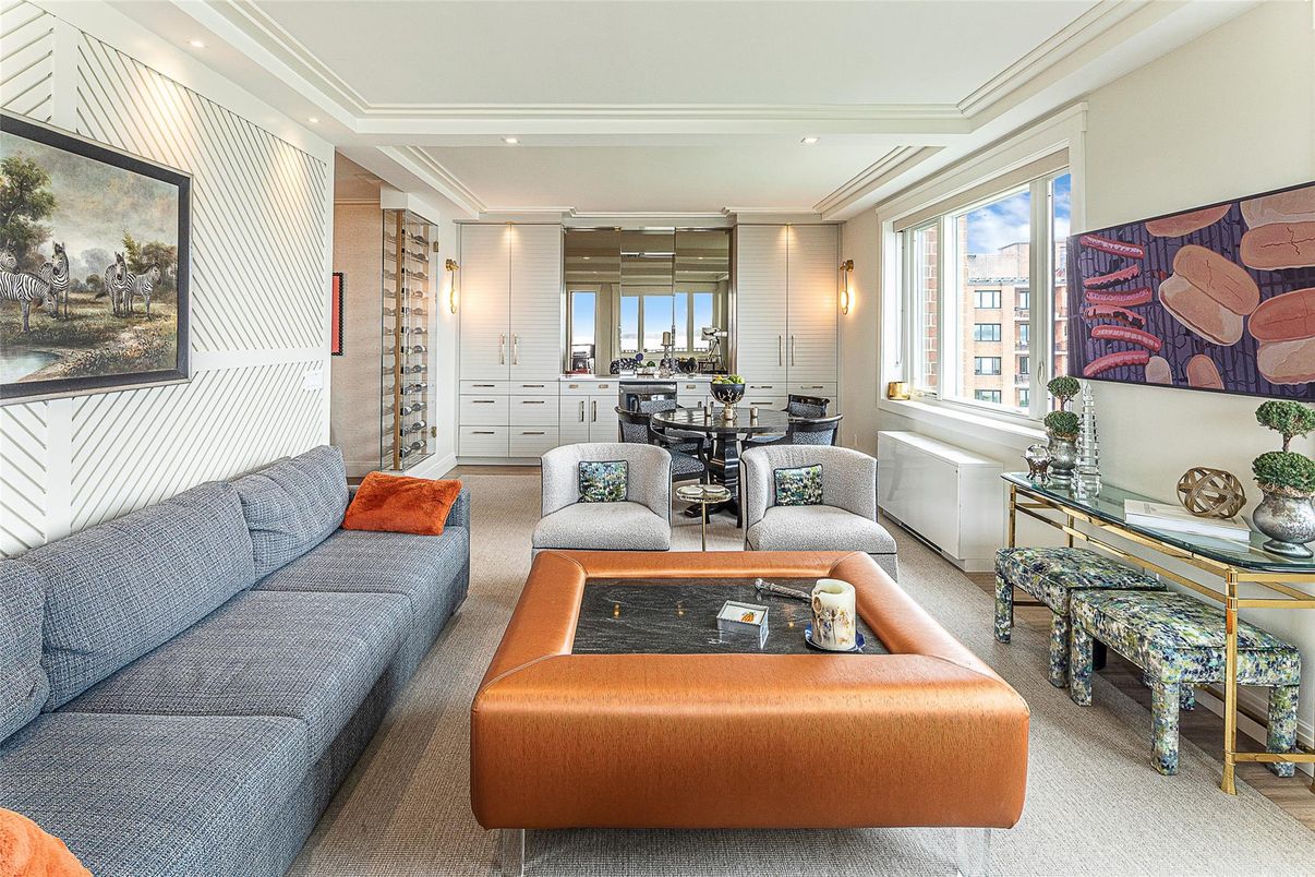 Dining room, Interior, Living room, Recessed Lighting