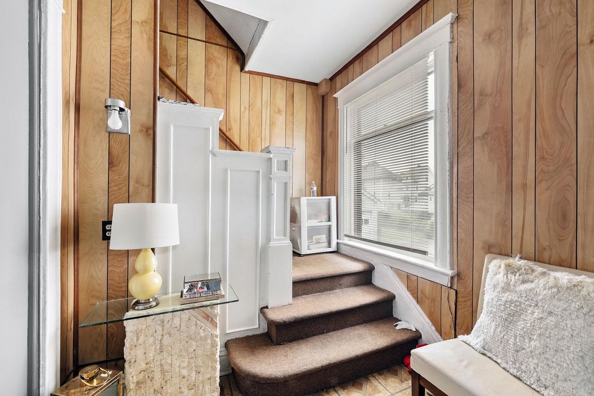 Interior, Wooden Walls