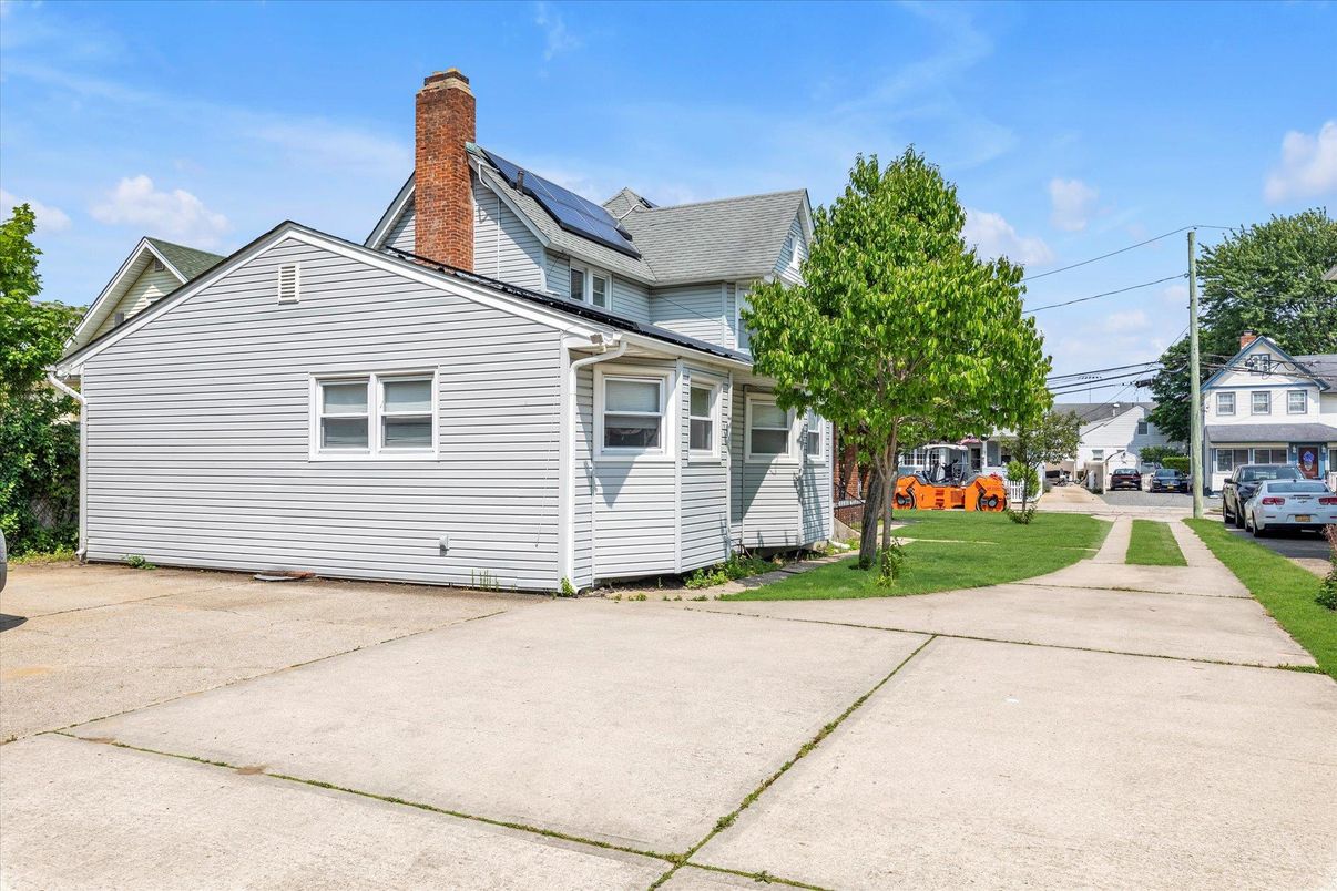Exterior, Solar Panels
