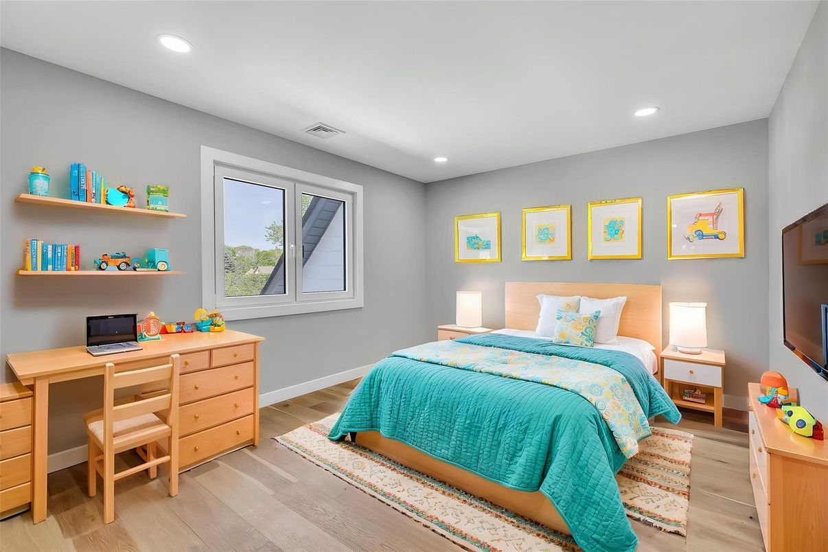 Bedroom, Interior, Recessed Lighting, Wood Texture Flooring