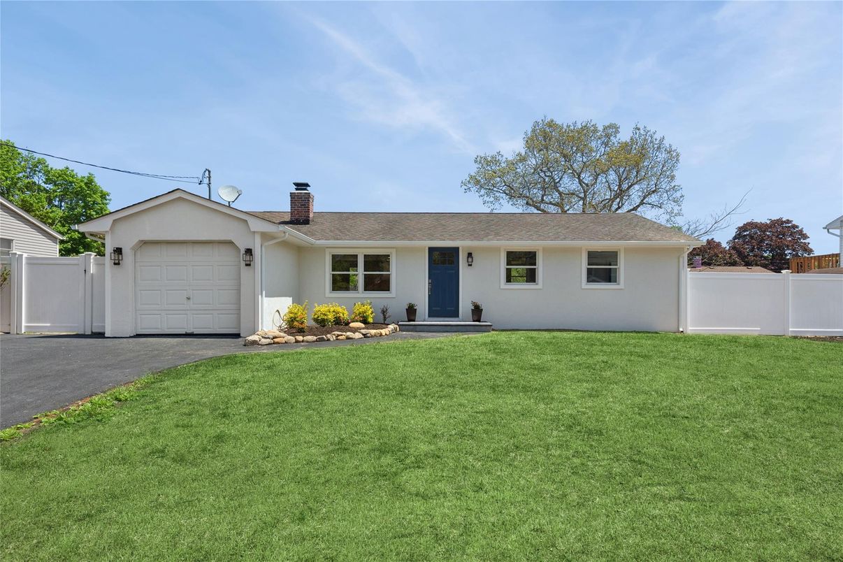 Attached, Backyard, Exterior, Facade, Ranch