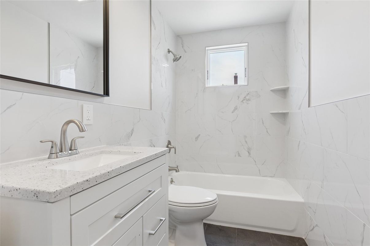 Bathroom, Interior, Marble Walls