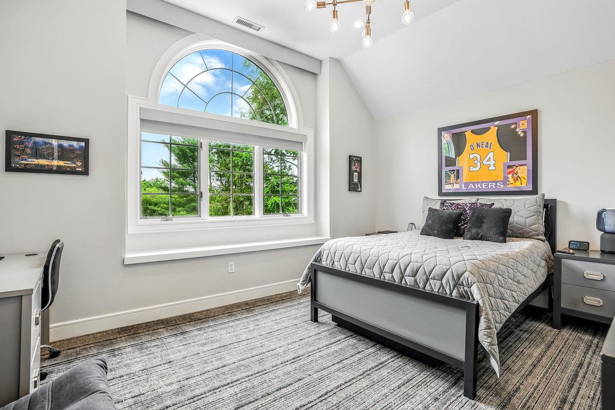 Bedroom, Interior, Pendant Lights