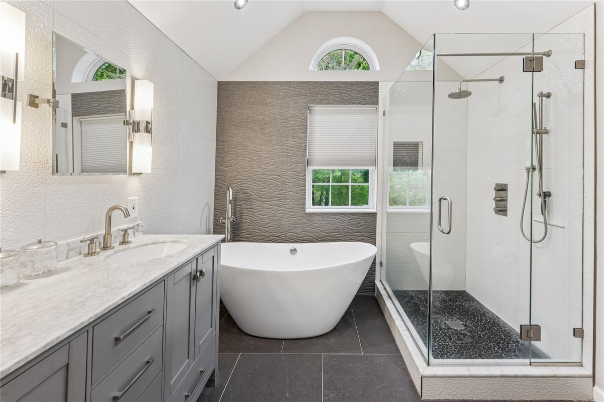 Bathroom, Dual Sink Vanities, Free Standing Baths, Glass Shower, Interior, Recessed Lighting