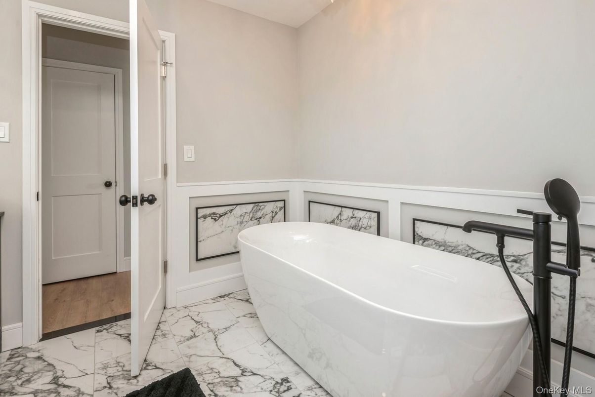 Bathroom, Free Standing Baths, Interior, Marble