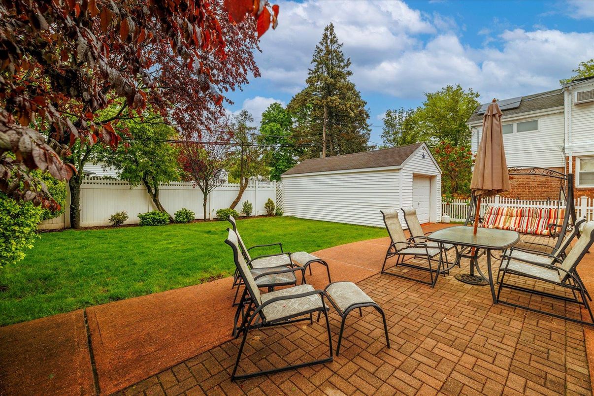 Backyard, Detached Garage, Exterior