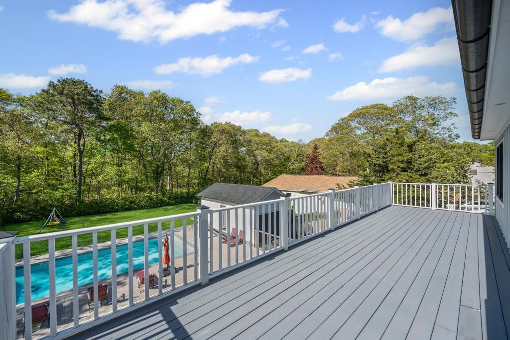Exterior, Playground, Pool