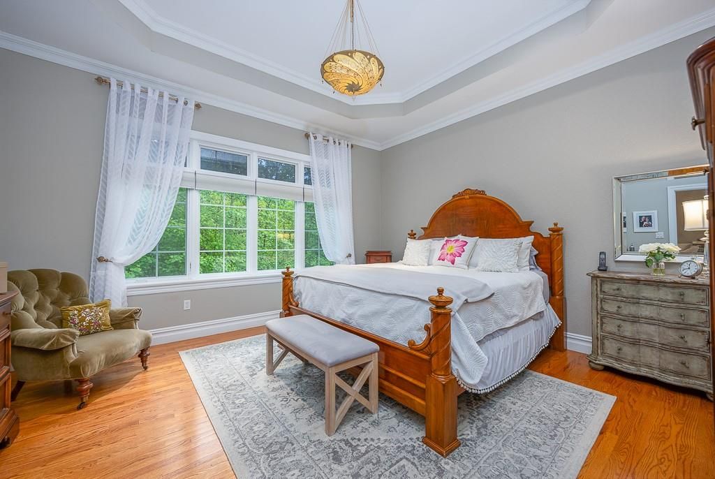 Bedroom, Interior, Pendant Lights, Wood Texture Flooring